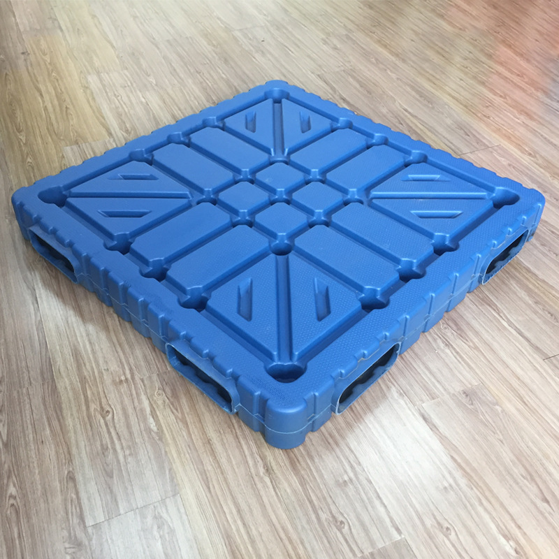 化工用的吹塑托盤(pán)適用于占地面積大的場(chǎng)合