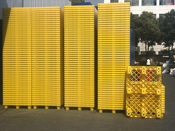 邦達老張夸夸那些一直在堅持做塑料托盤的廠家！