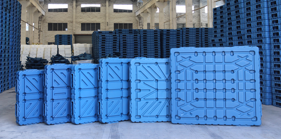 九腳吹塑托盤是一種發展迅速的塑料加工而成型的產品